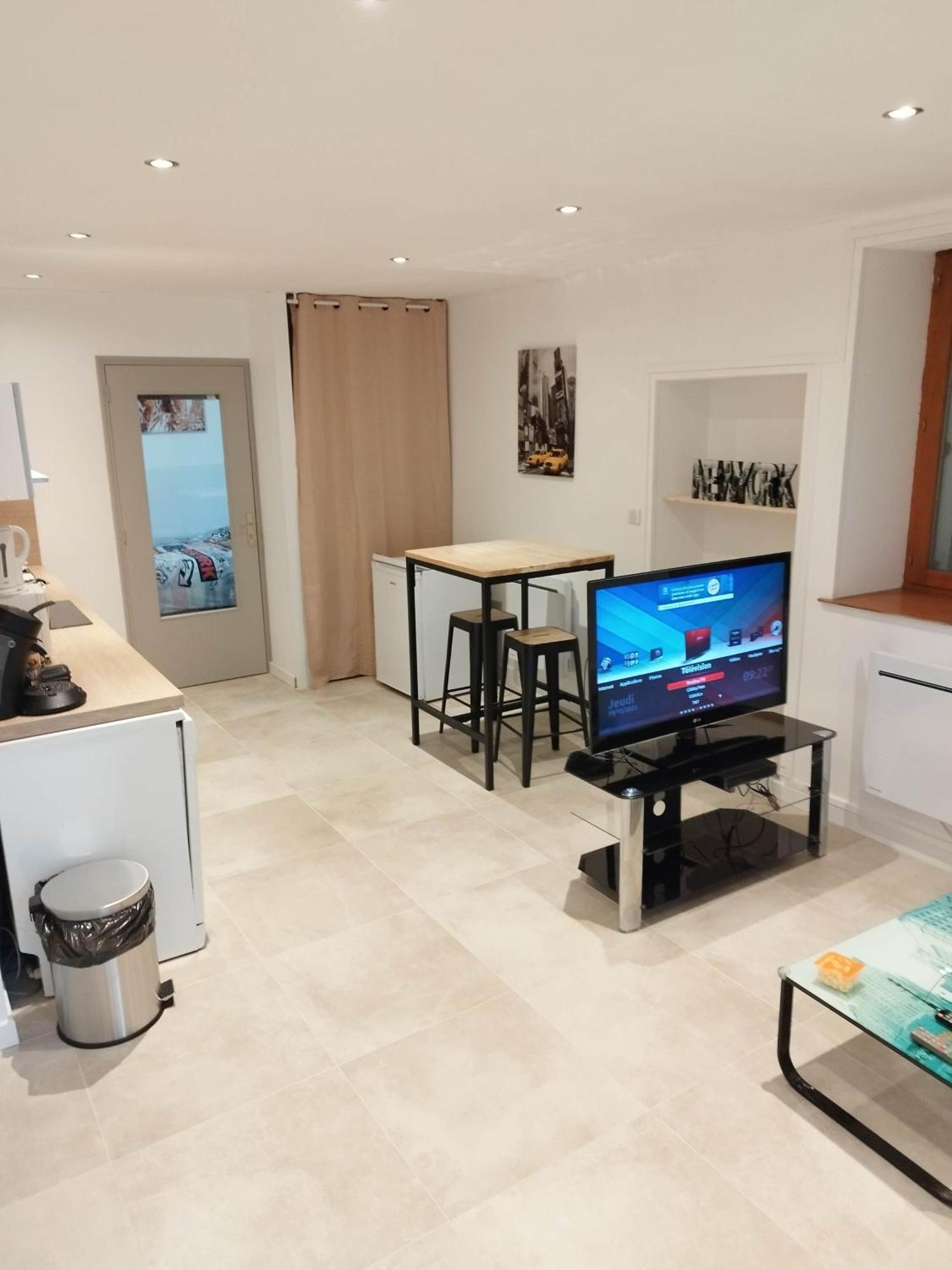 Le New York Bisontin 2 Apartment Besancon Exterior photo